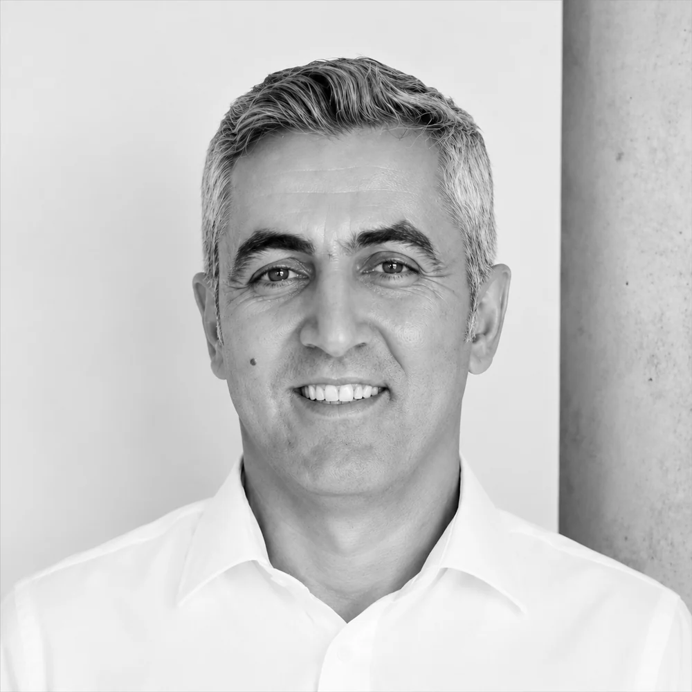 Dr. Kadir Kırmızı