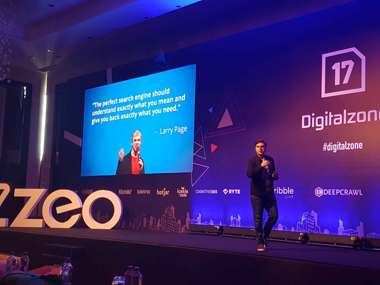 Digitalzone 2017 yazi19